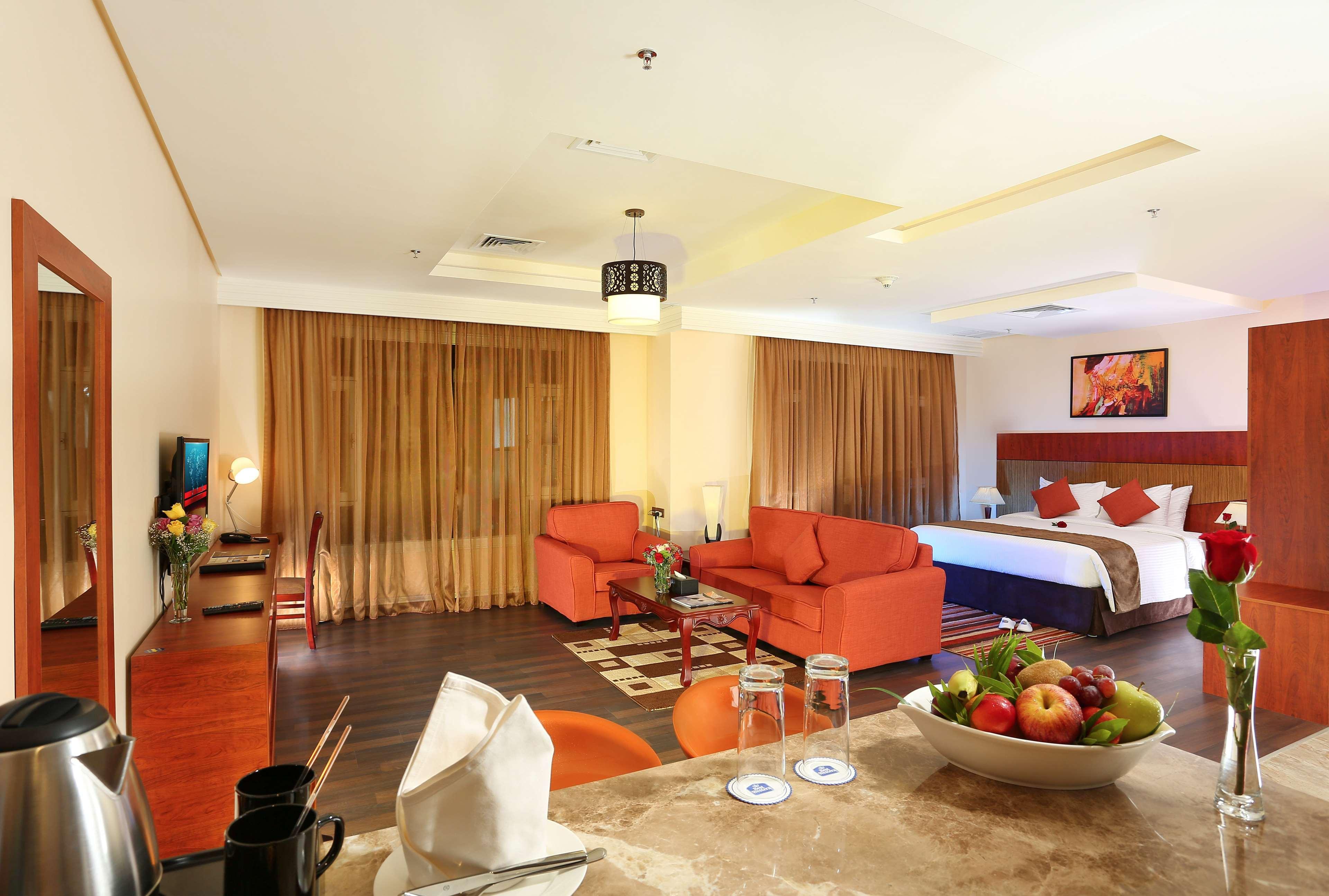 Best Western Plus Salmiya Kuwait City Exterior foto