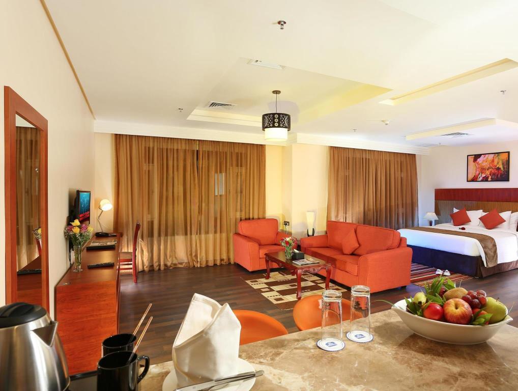 Best Western Plus Salmiya Kuwait City Exterior foto